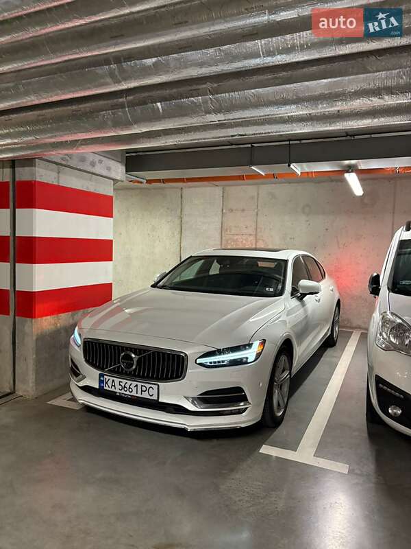 Volvo S90 2017