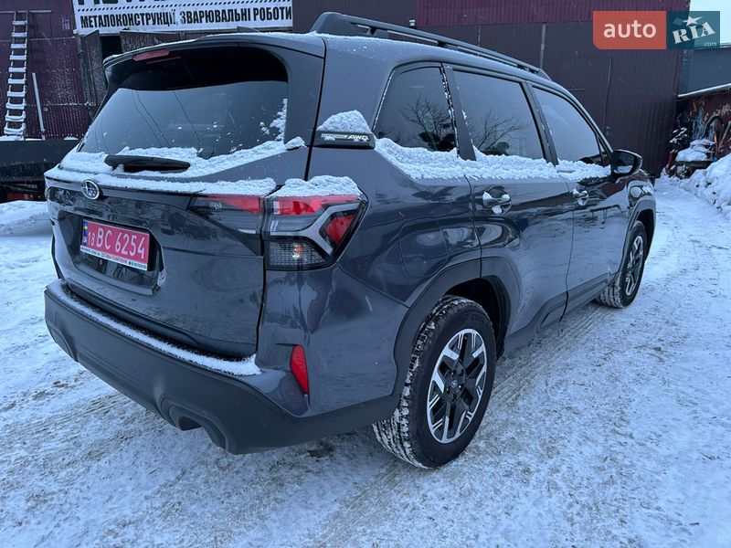 Subaru Forester 2025