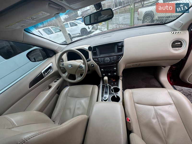 Nissan Pathfinder 2014