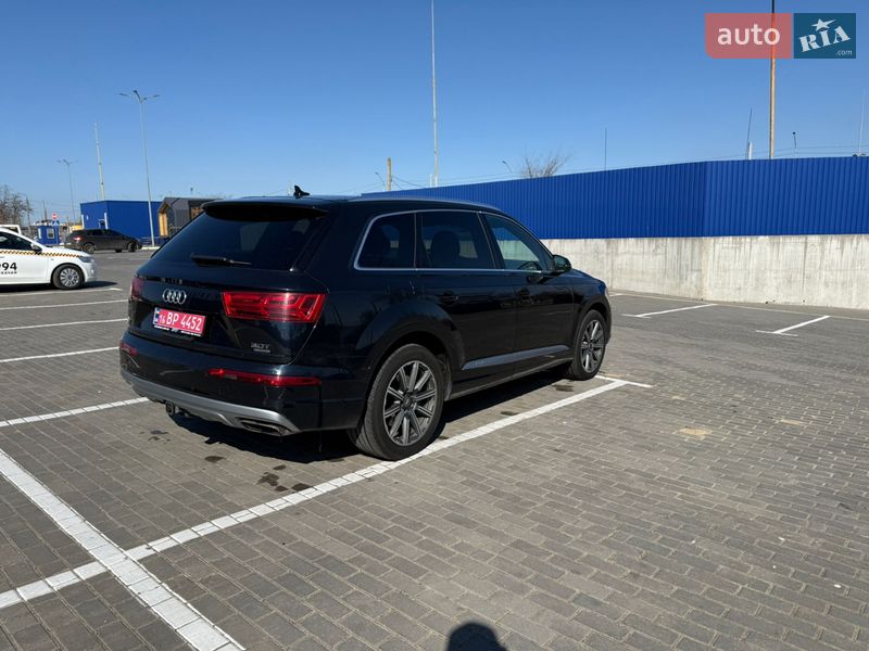 Audi Q7 2017