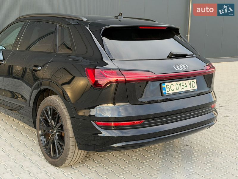 Audi-85