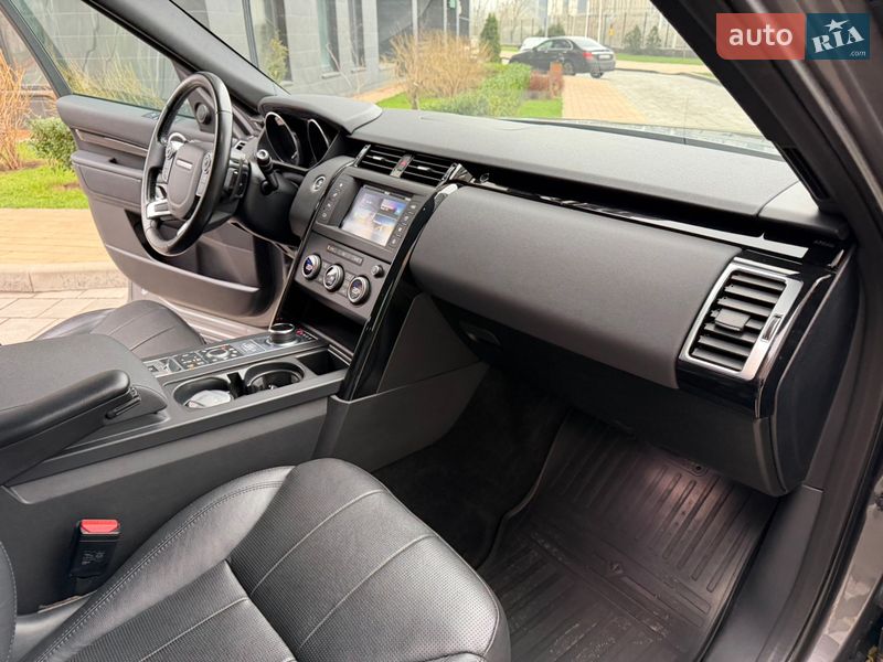 Land Rover Discovery 2017