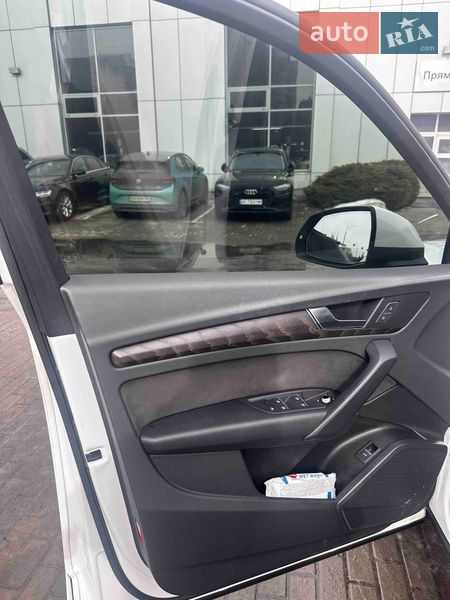 Audi-5