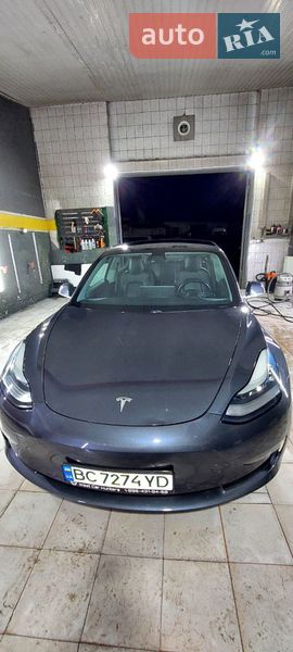 Tesla-4