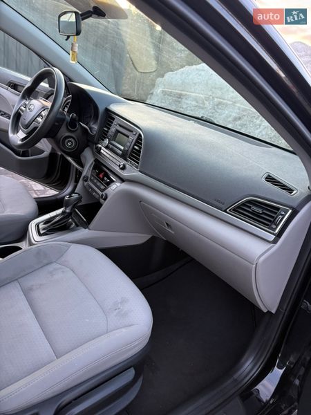 Hyundai Elantra 2018