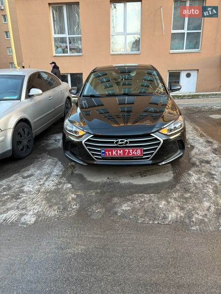 Hyundai Elantra 2018