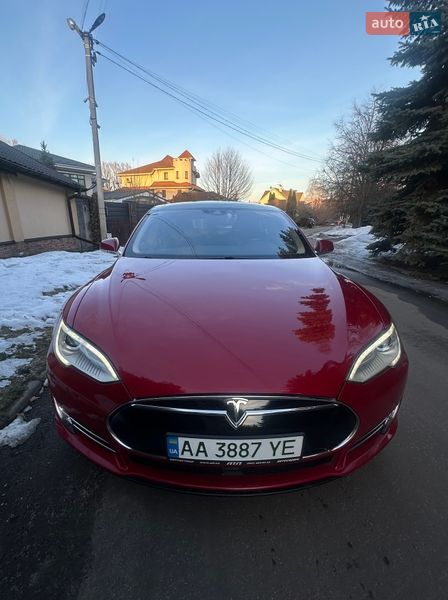 Tesla-8