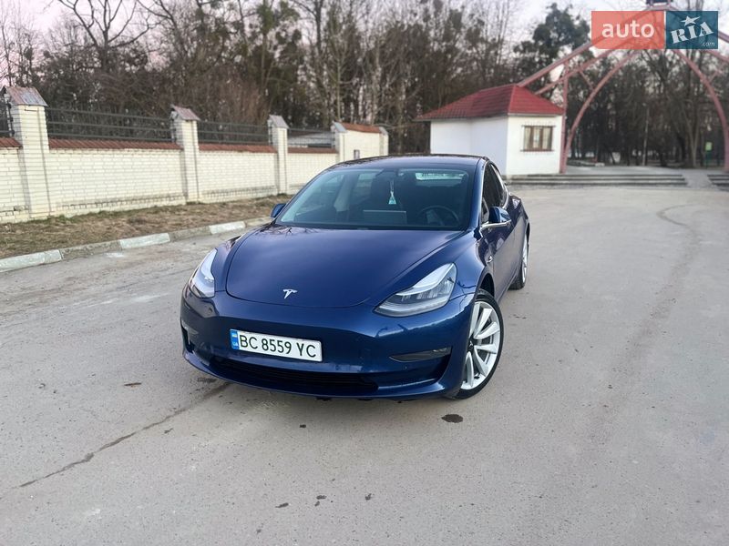 Tesla Model 3 2019