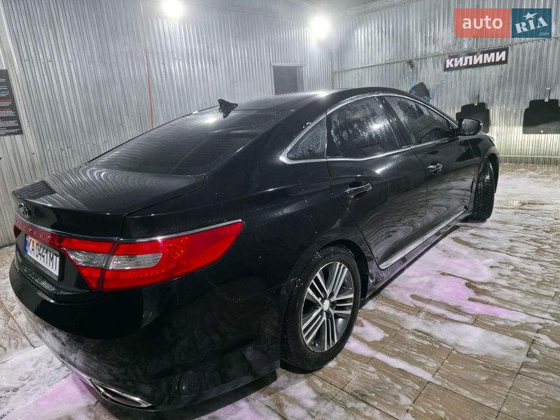 Hyundai Grandeur 2013