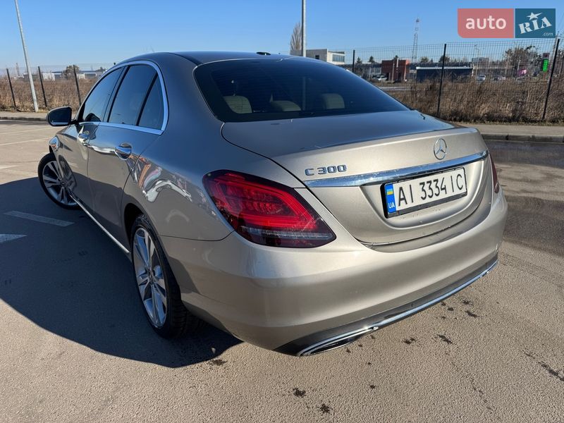 Mercedes-Benz C-Class 2019