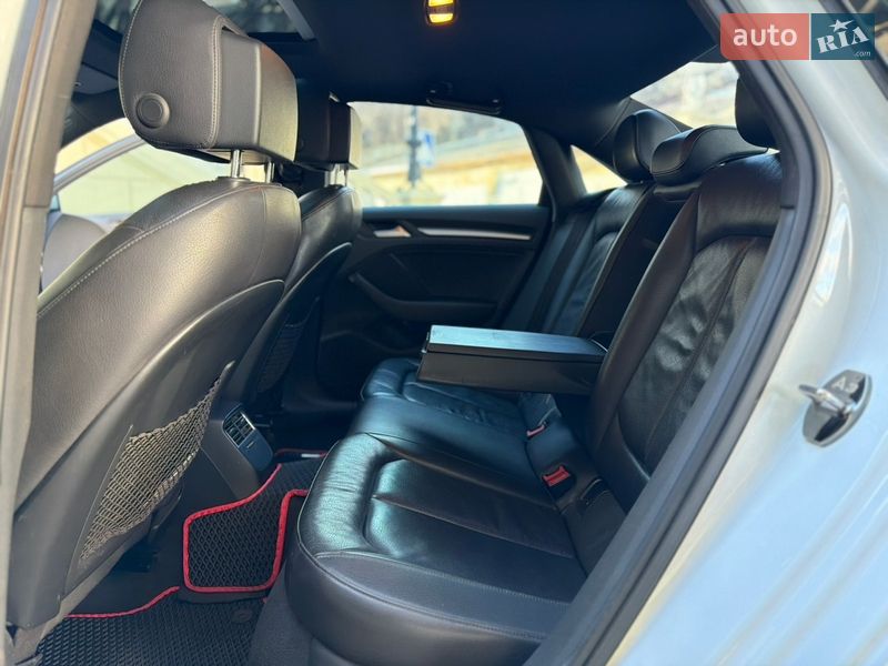 Audi-7