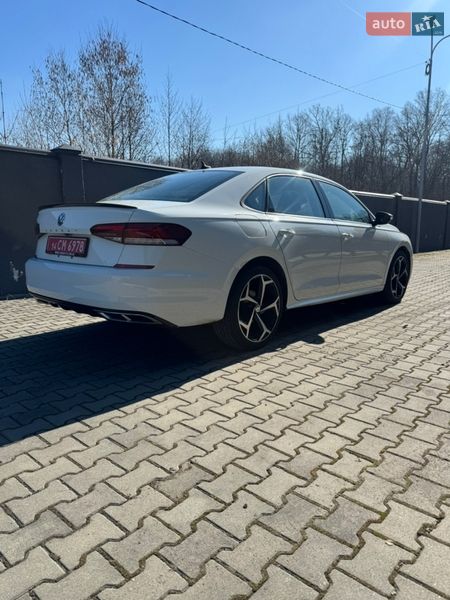 Volkswagen Passat 2021