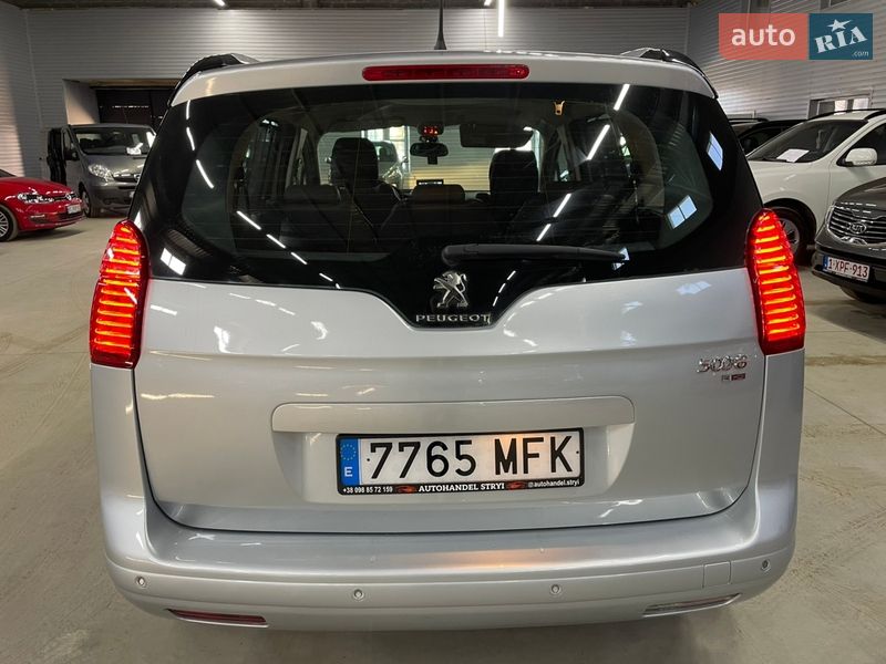 Peugeot 5008 2015