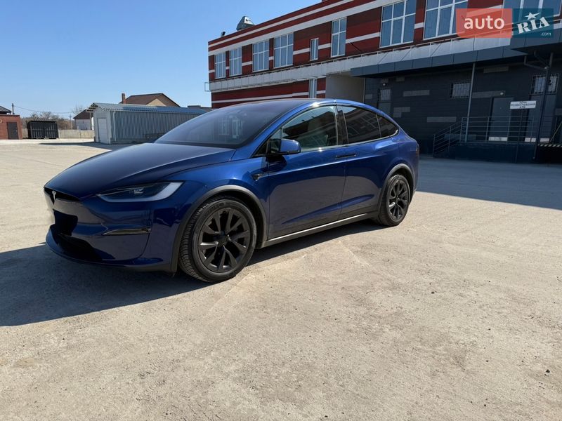 Tesla-3