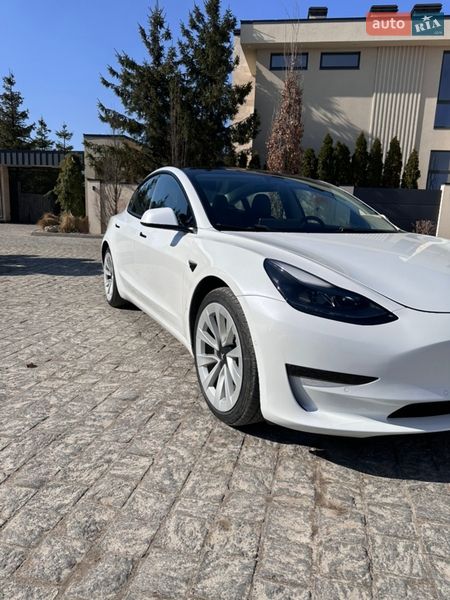 Tesla-8