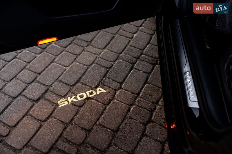 Skoda-24