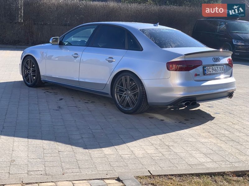 Audi S4 2014