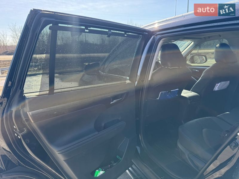 Toyota Highlander 2020