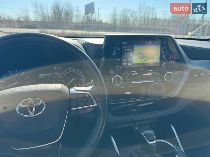 Toyota Highlander 2020