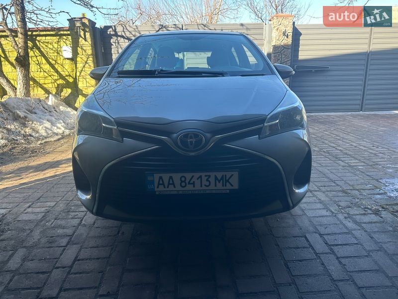 Toyota Yaris 2016