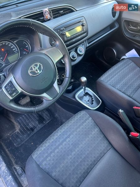 Toyota Yaris 2016