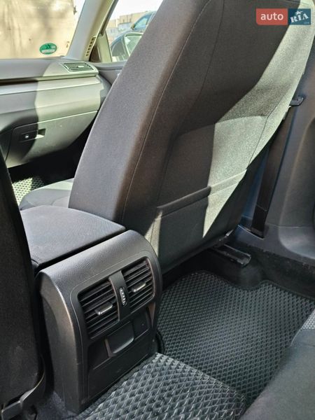 Volkswagen Passat 2010