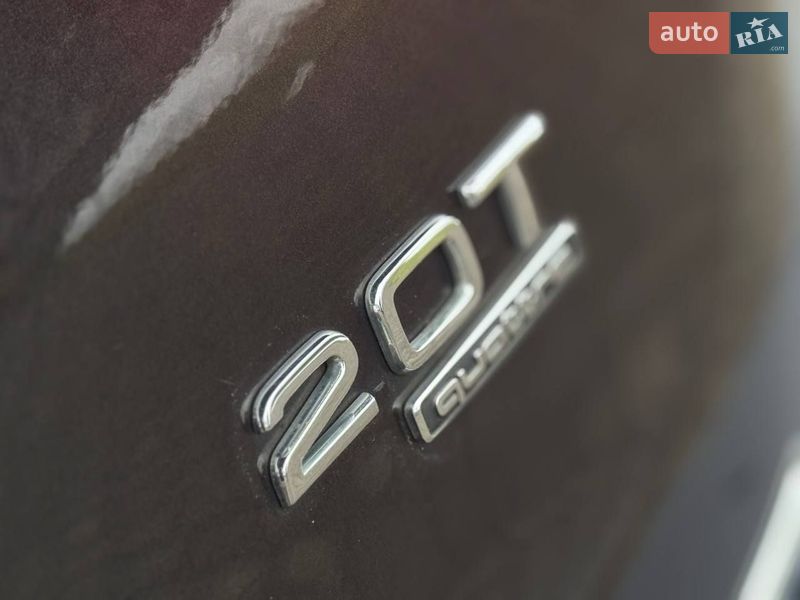Audi-40