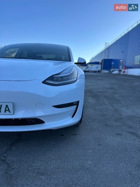 Tesla-20