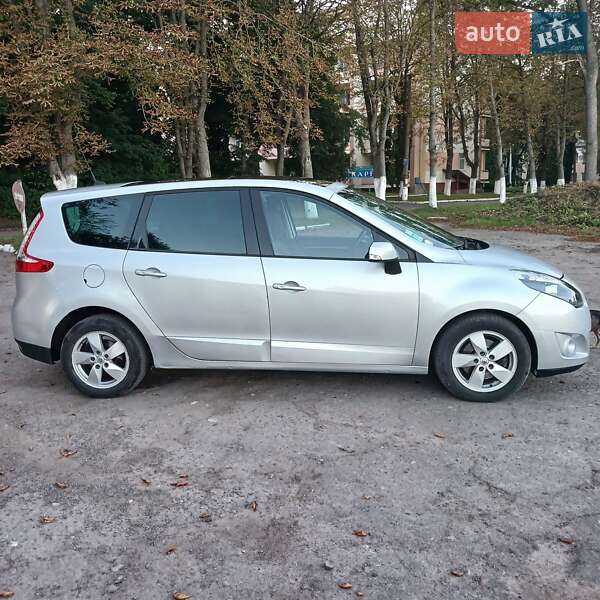 Renault Scenic 2010