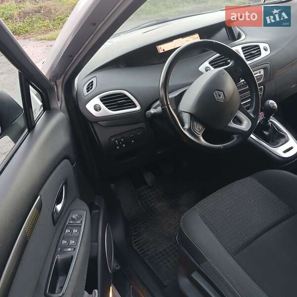 Renault Scenic 2010