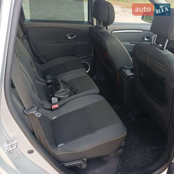 Renault Scenic 2010