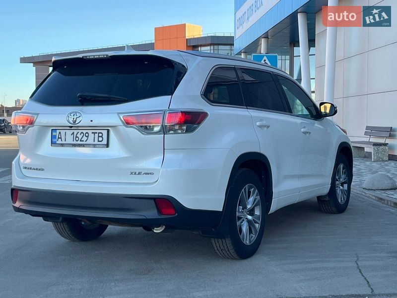 Toyota Highlander 2014