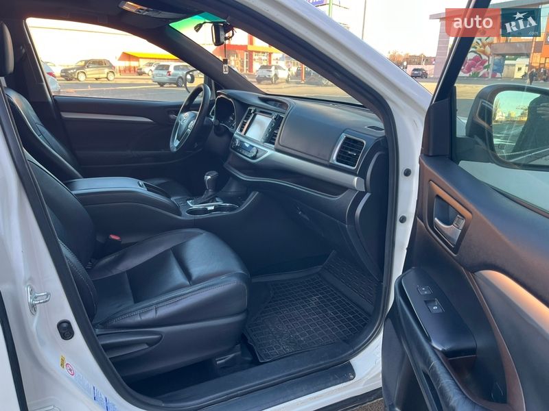 Toyota Highlander 2014