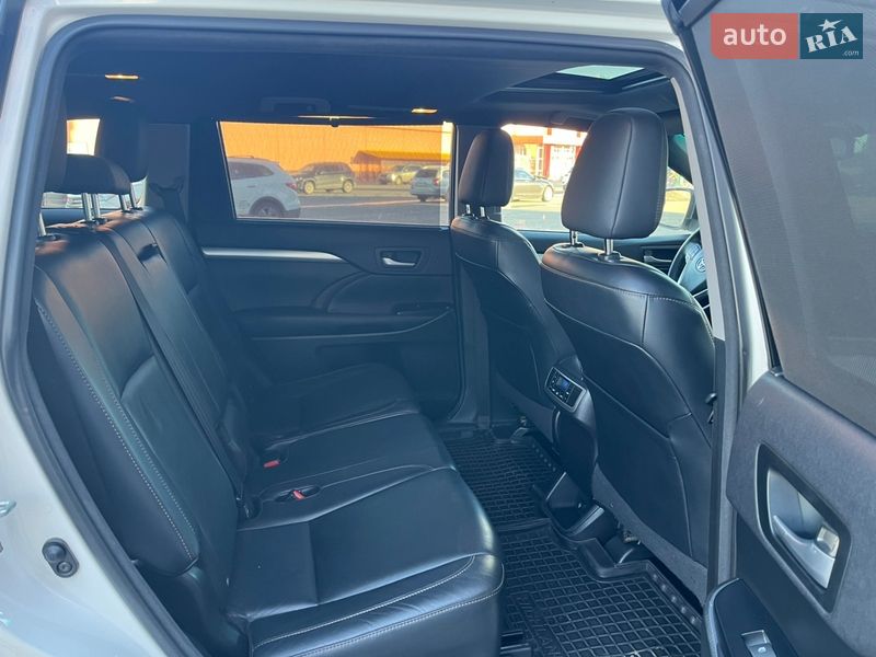 Toyota Highlander 2014