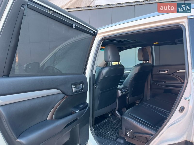 Toyota Highlander 2014