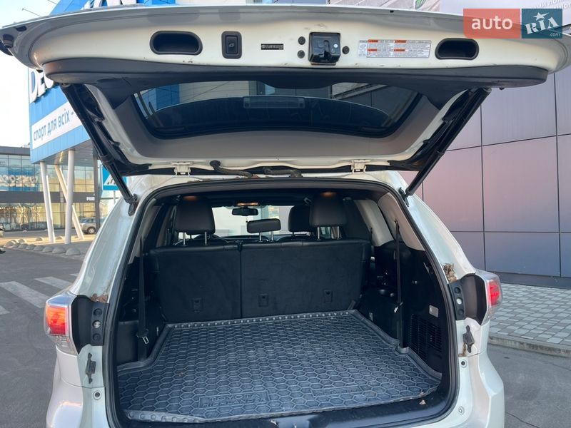 Toyota Highlander 2014