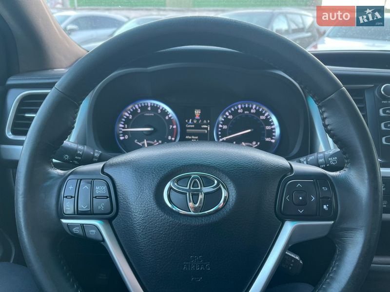 Toyota Highlander 2014