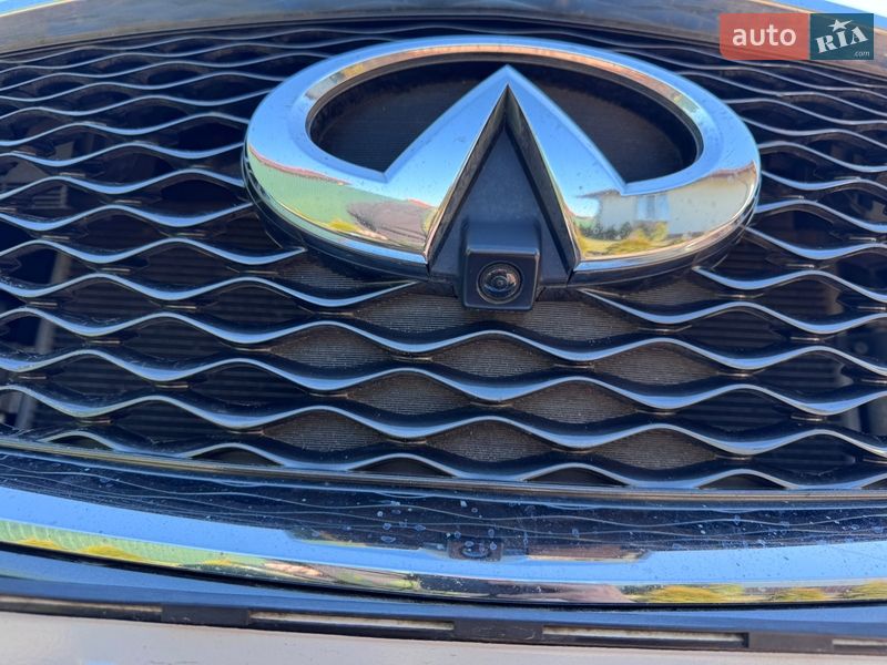 Infiniti-2