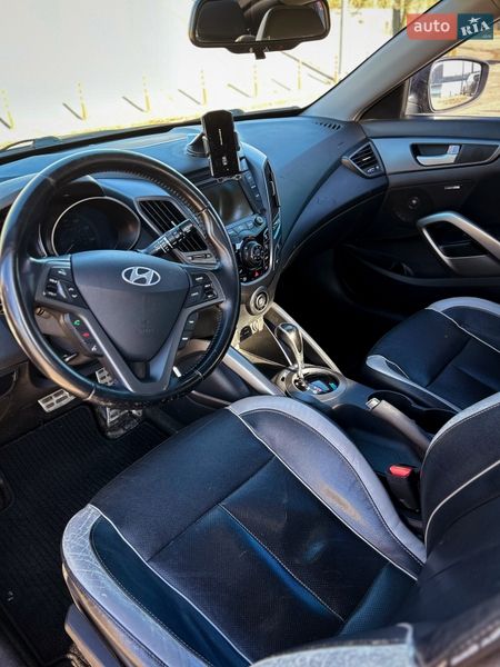 Hyundai Veloster 2014