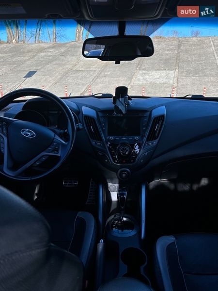 Hyundai Veloster 2014