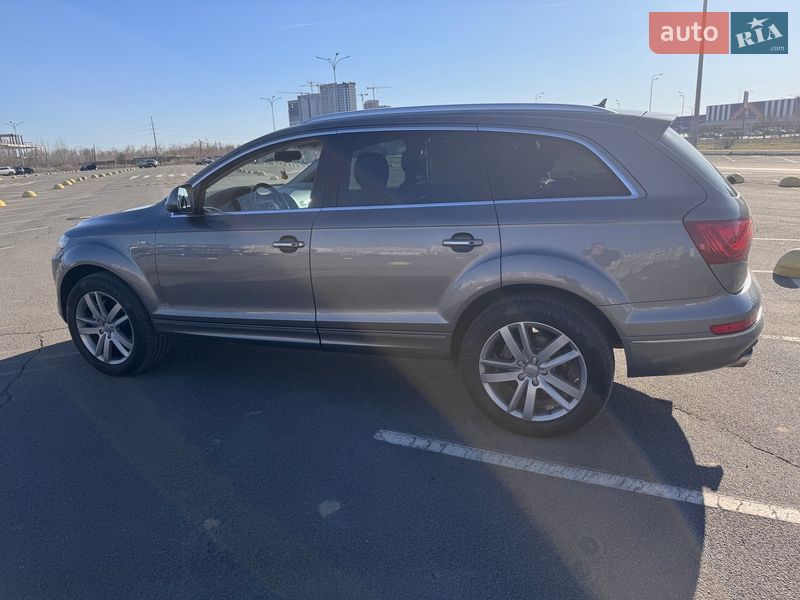 Audi Q7 2011