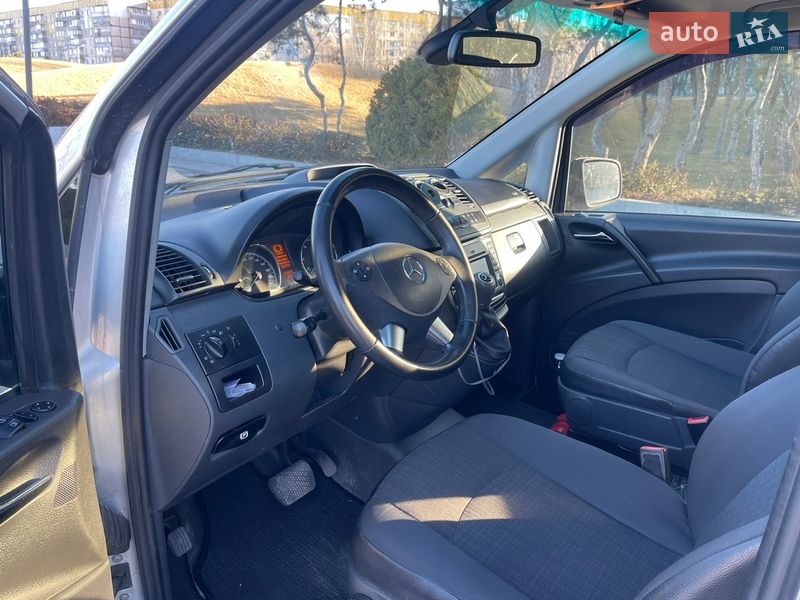 Mercedes-Benz Vito 2012