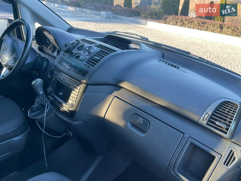 Mercedes-Benz Vito 2012