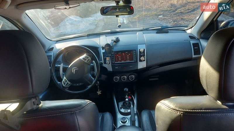 Citroen C-Crosser 2011