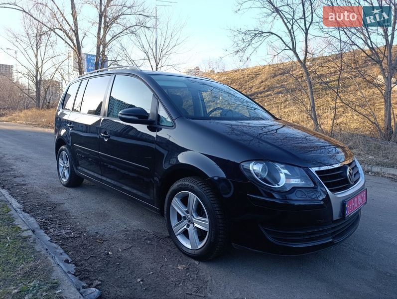 Volkswagen Touran 2010