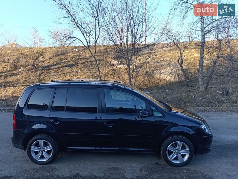 Volkswagen Touran 2010