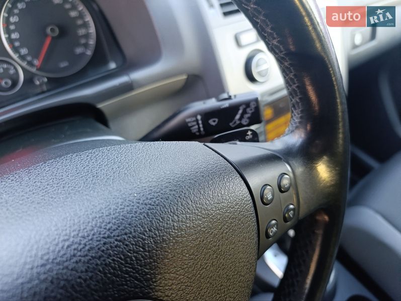 Volkswagen Touran 2010