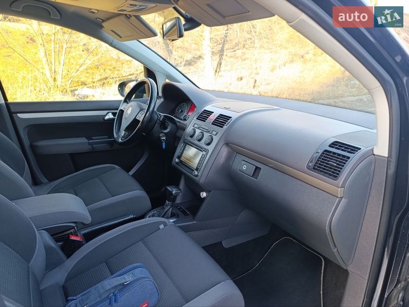 Volkswagen Touran 2010