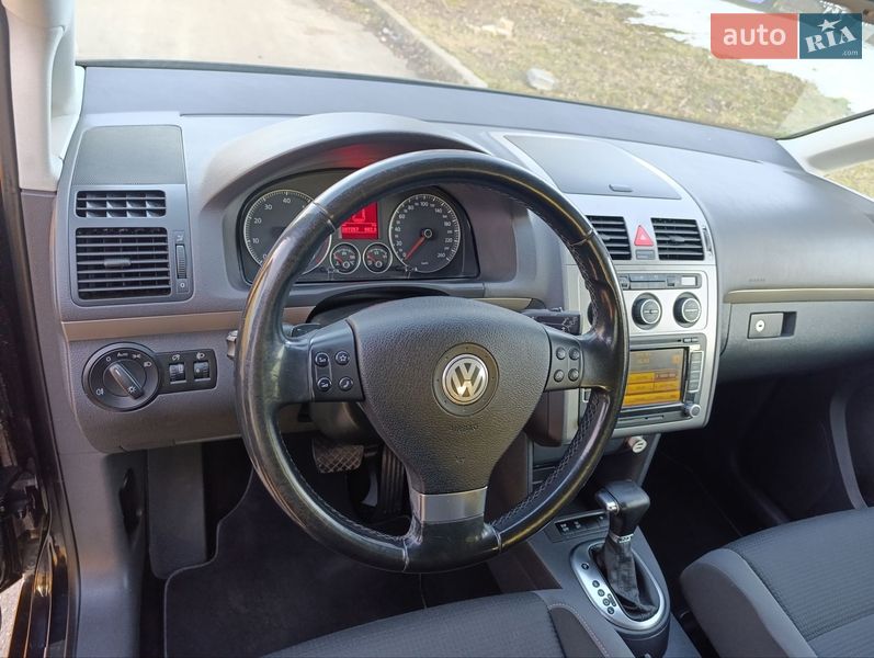 Volkswagen Touran 2010