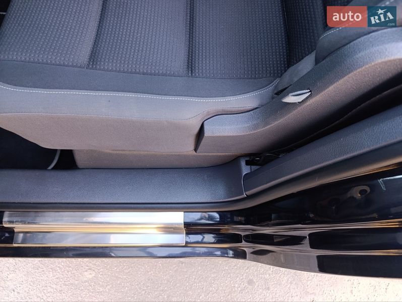 Volkswagen Touran 2010